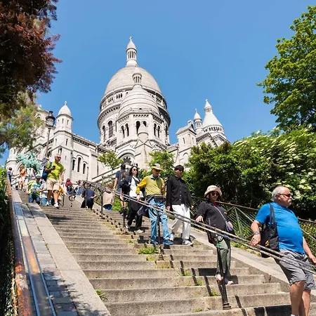 In Front Of The Sacre Coeur - 2 Bedrooms With Elevator * Paryż
