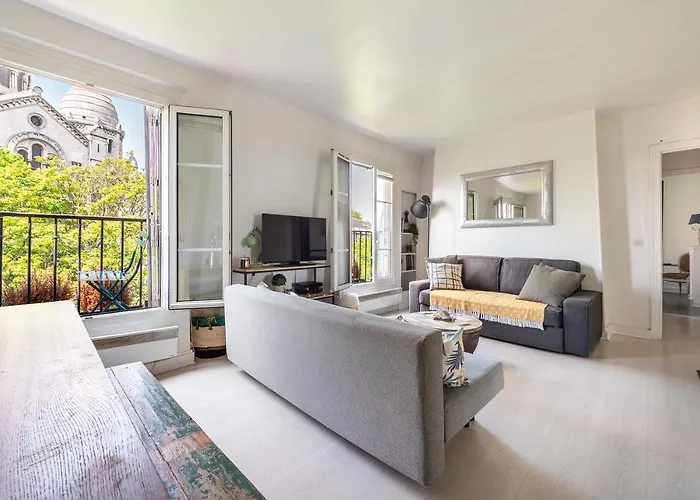 In Front Of The Sacre Coeur - 2 Bedrooms With Elevator