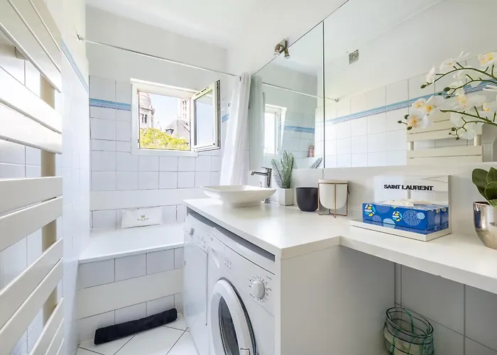 In Front Of The Sacre Cœur - 2 Bedrooms With Elevator Appartement Paris